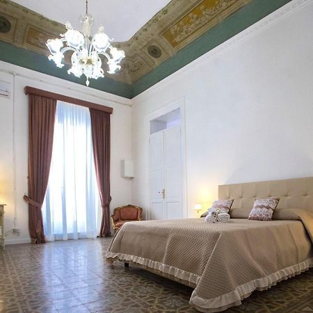 Terre D'Oro, Appartamento Di Lusso In Centro Citta Palermo Bagian luar foto