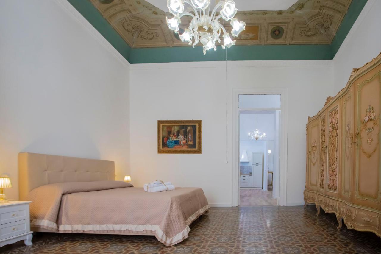 Terre D'Oro, Appartamento Di Lusso In Centro Citta Palermo Bagian luar foto