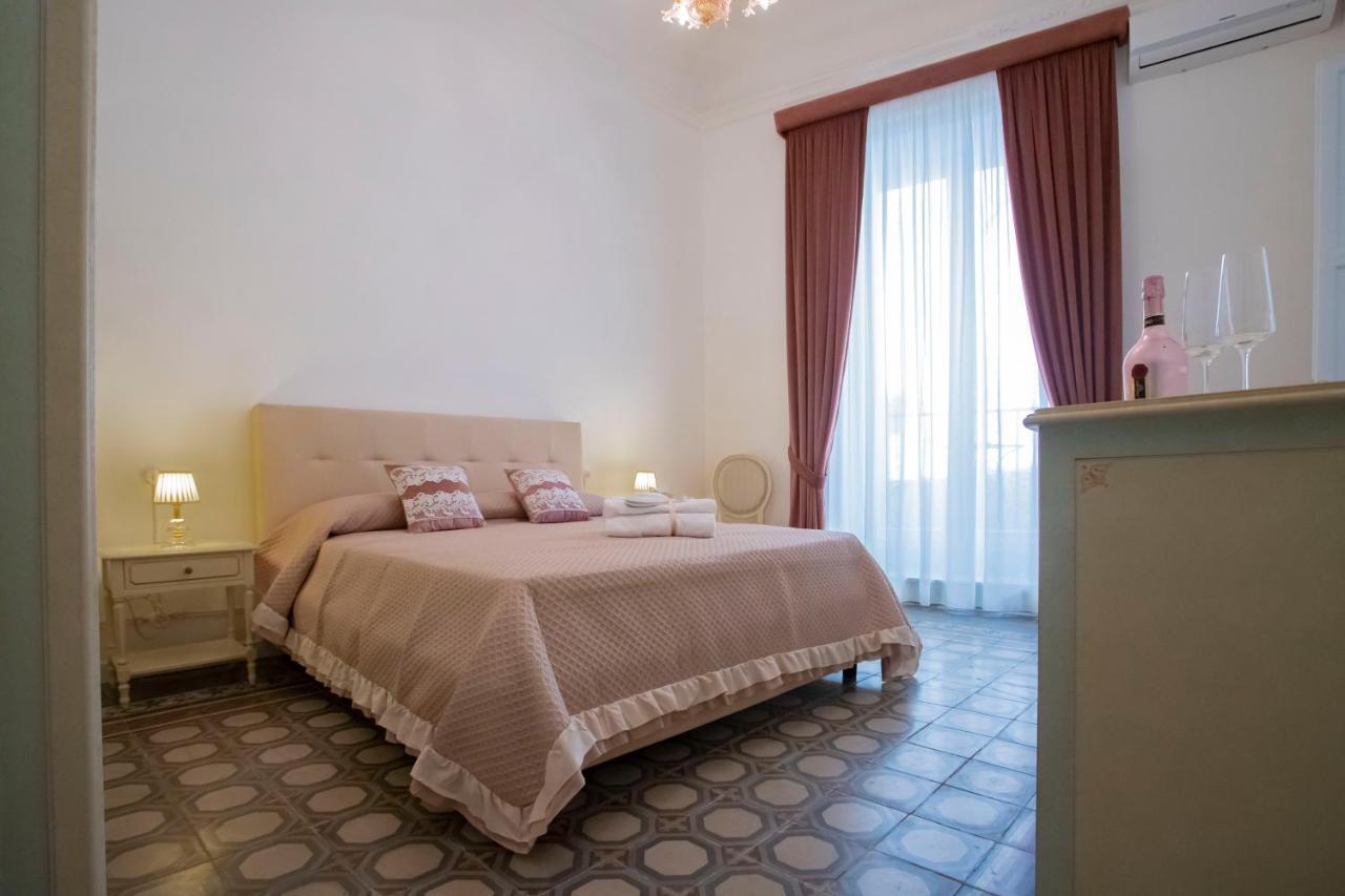 Terre D'Oro, Appartamento Di Lusso In Centro Citta Palermo Bagian luar foto