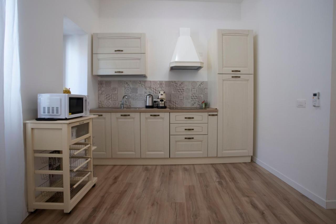 Terre D'Oro, Appartamento Di Lusso In Centro Citta Palermo Bagian luar foto
