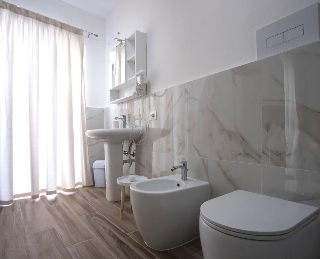 Terre D'Oro, Appartamento Di Lusso In Centro Citta Palermo Bagian luar foto