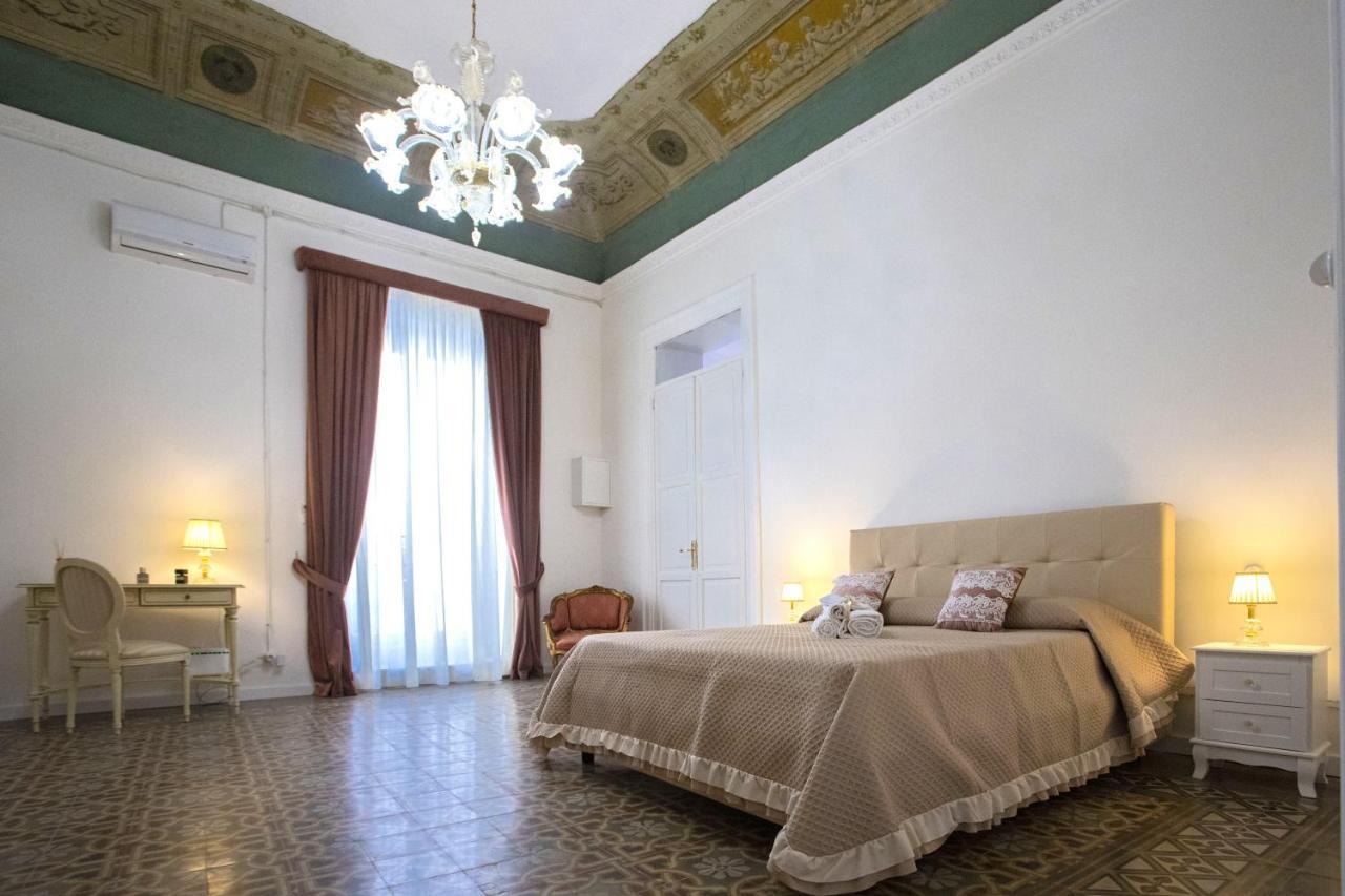 Terre D'Oro, Appartamento Di Lusso In Centro Citta Palermo Bagian luar foto